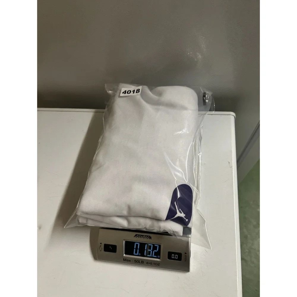 Air Jordan Charolette Hornets Nike Dri Fit Crewneck Sweatshirt White Mens Medium
